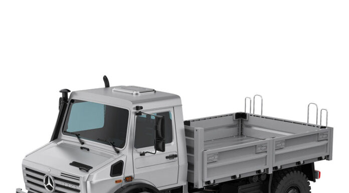 Da Rlaarlo il ritorno del leggendario Unimog U4000: potenza e avventura in scala 1/7