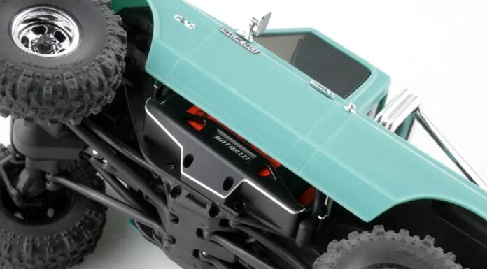 Migliora la tua Axial SCX30 con il supporto batteria in alluminio Batrazzi