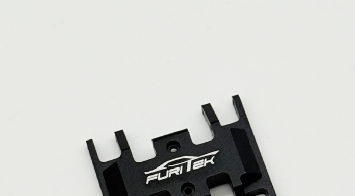 Furitek FLEX LCG Aluminum Skid Plate: l’accessorio essenziale per SCX24