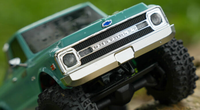 Paraurti anteriore e posteriore in alluminio BATRAZZI per Axial SCX30 K10